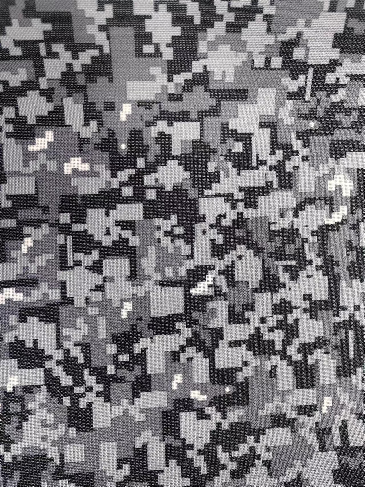 Hurtownia poliestru 600D w szarym cyfrowym kamuflażu, drukowana tkanina Oxford z podkładem z PCV do toreb plecakowych